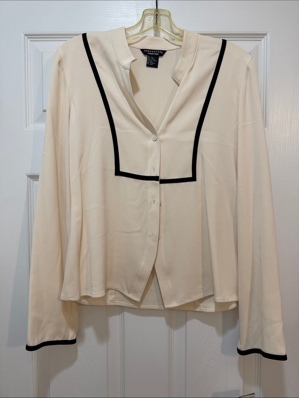Doncaster Cream Blazer with Black Trim
